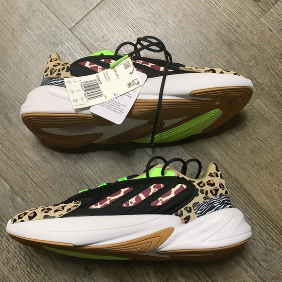 *New* Ozelia J Adidas